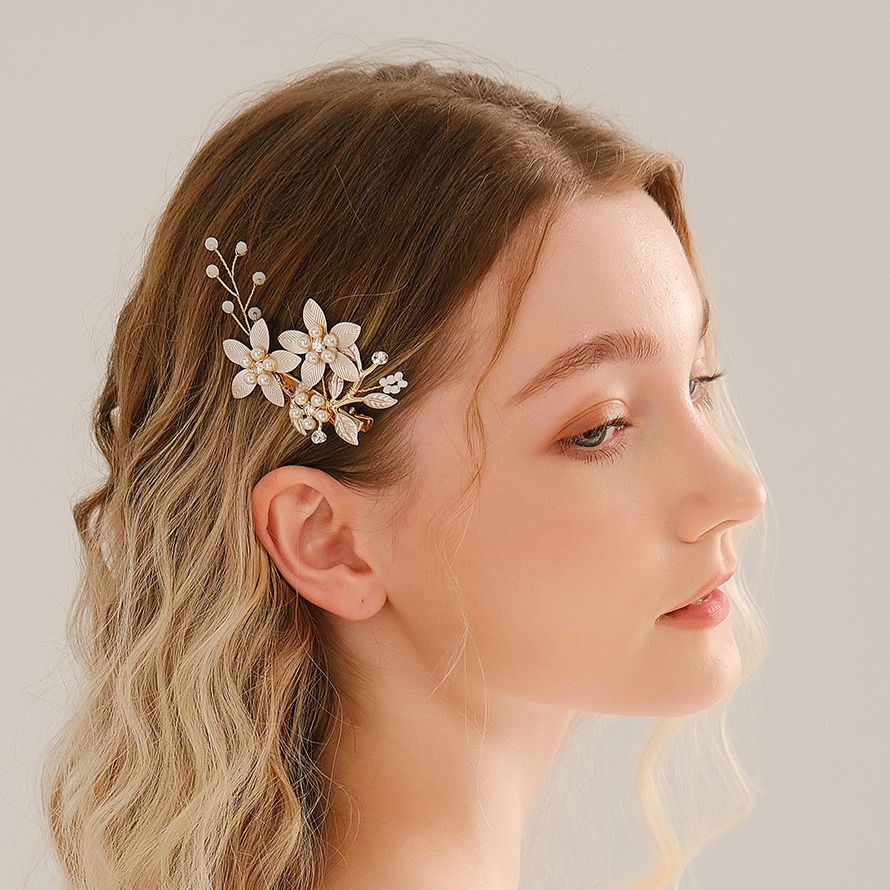 Hanbok Hair Pin - กิ๊ฟหนีบผมดอกไม้ไข่มุกทำด้วยมือสำหรับผู้หญิงที่ปักผมเครื่องประดับผมงานแต่งงานของเจ้าสาวคริสตัลสีทองของขวัญดอกไม้ตกแต่งผมเจ้าสาว