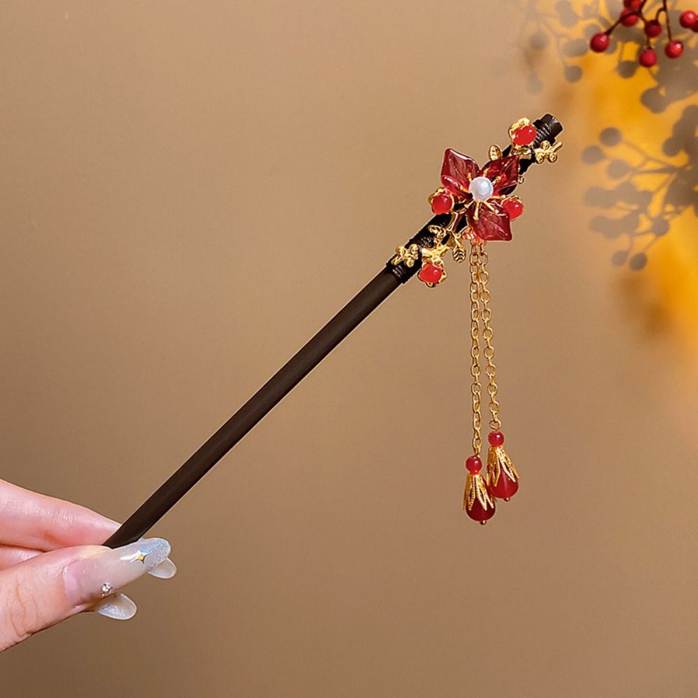 Hanbok Hair Pin - กิ๊บติดผมไม้ลายดอกไม้คลาสสิก สีแดง สำหรับตรุษจีน ฮั่นฝู เครื่องประดับศีรษะสไตล์จีนสำหรับเด็กผู้หญิง